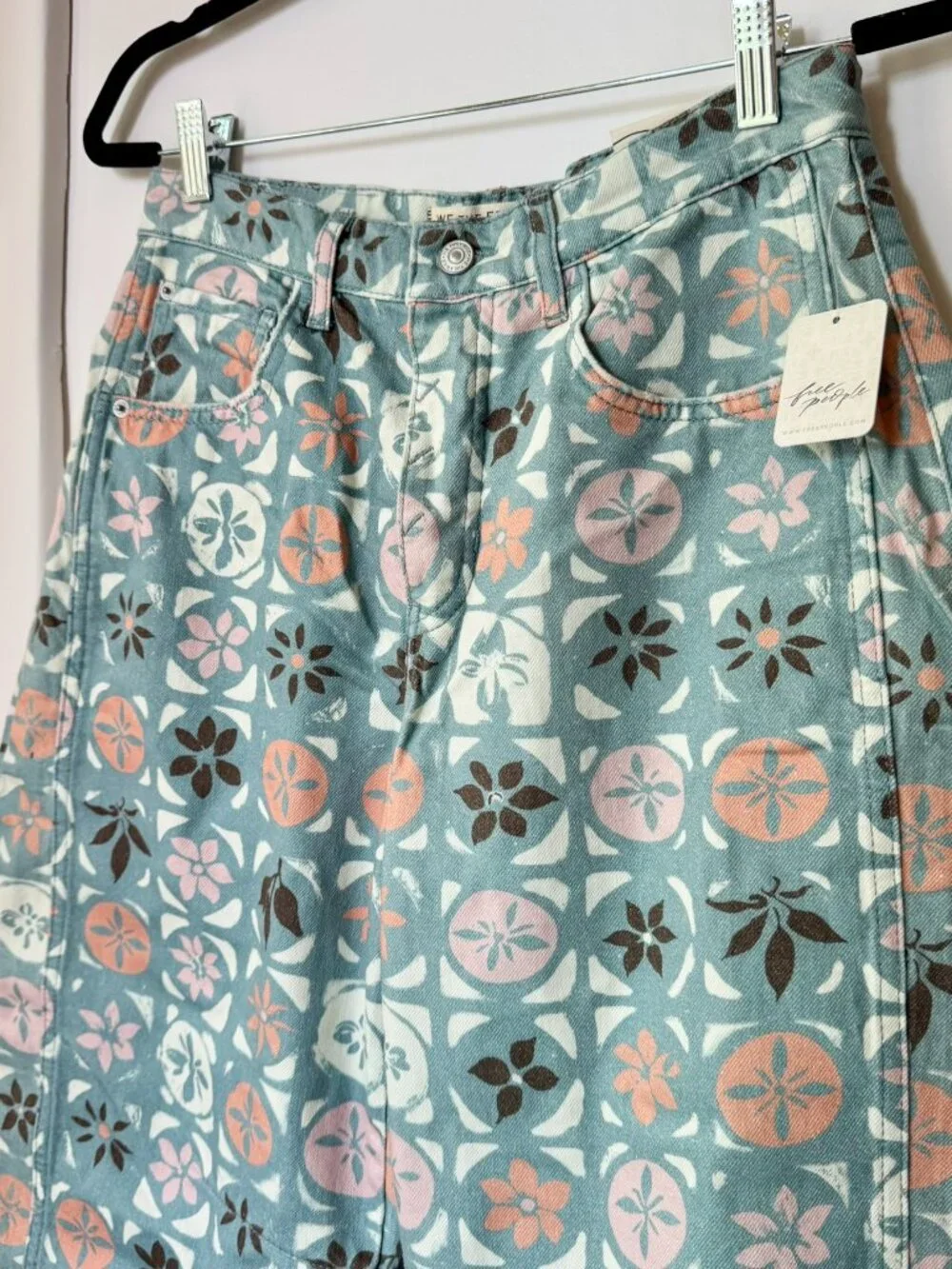 NWT Free People Good Luck Printed Barrel Jeans 27